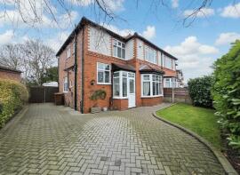 21, Outwood Drive, Heald Green, Cheadle SK8 3QG