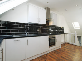126, Streatham Hill, London SW2 4RS