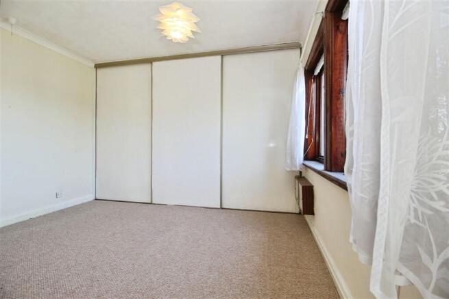 3 bed Semi-Detached for sale Image 10