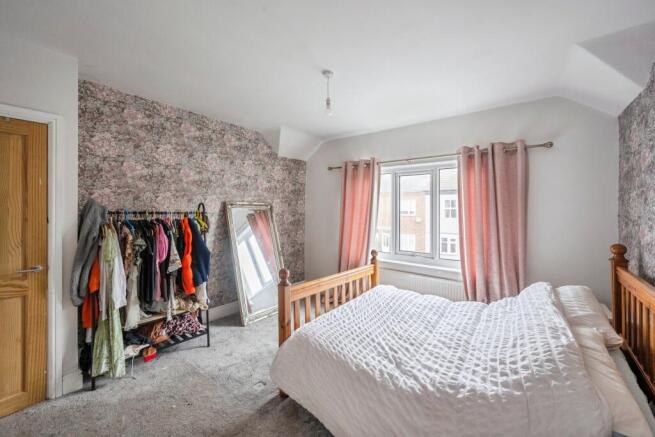 3 bed Semi-Detached for sale Image 10