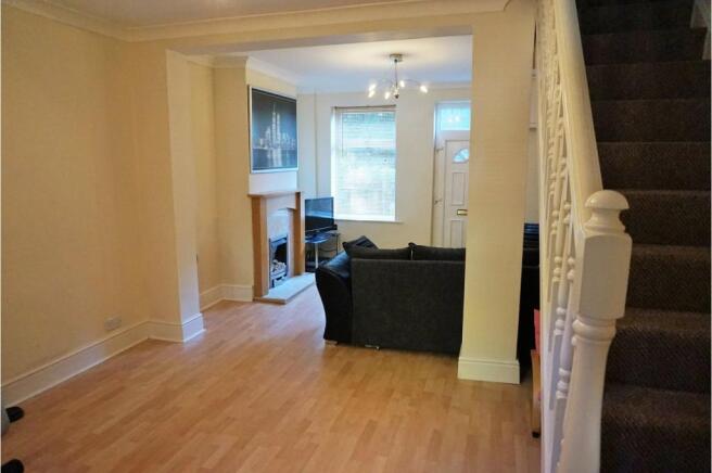 Lounge/Dining Room