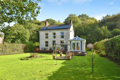Ynys Tre Deg, Upper Cwmtwrch, Swansea, Powys, SA9