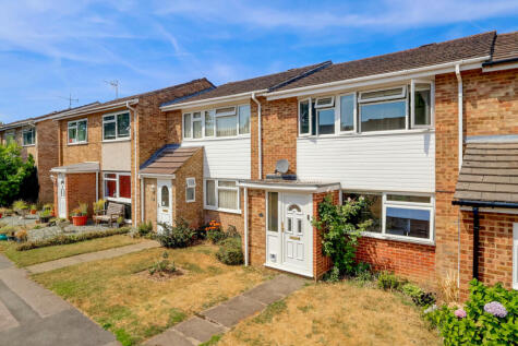 Pine Walk, Hazlemere, High Wycombe, Buckinghamshire, HP15