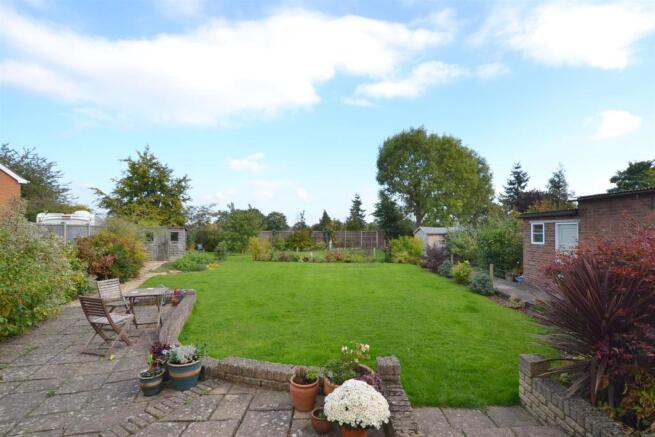 garden1.jpg