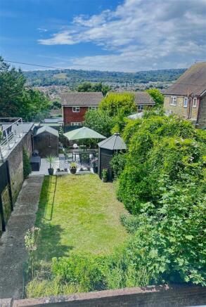 Rear Garden willingdon.jpg