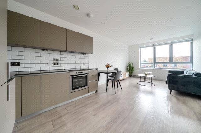 Kitchen/Dining Area