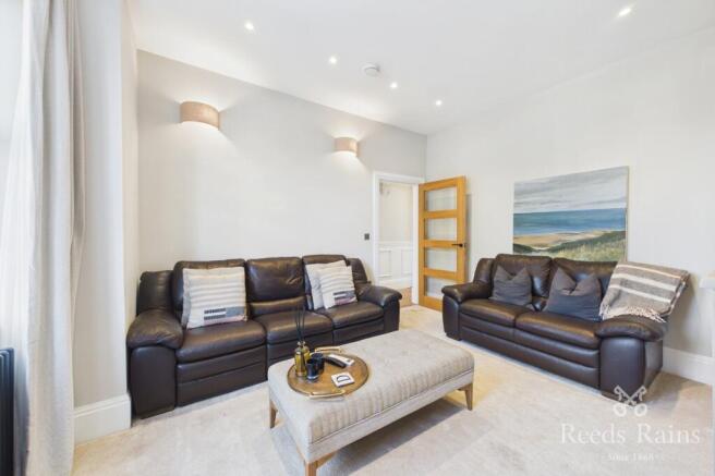 3 bed Terraced for sale Image 12