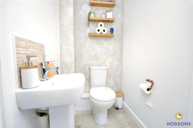 3 bed Semi-Detached for sale Image 6