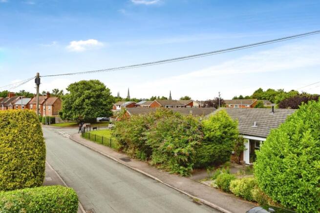 2-bed terraced on Chapel Lane, Lichfield, £249,950