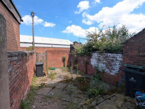 Montrose Street, Darlington photo 4