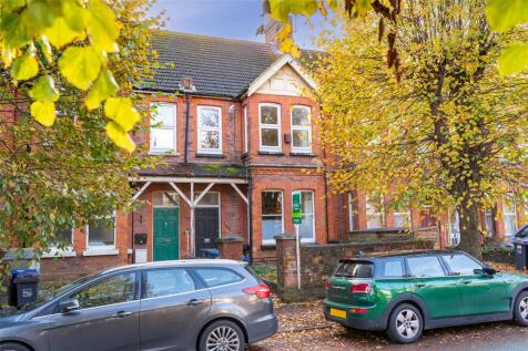 Pavilion Road, Worthing, West Sussex, BN14