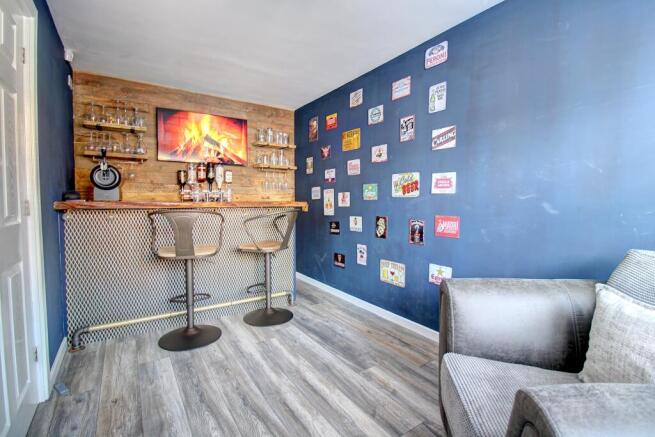 Dining Room with Bar
