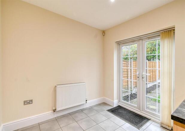 31 Wenlock Rise-6.jpg