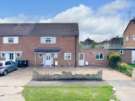 9, Broomfield, Chippenham SN15 1DZ