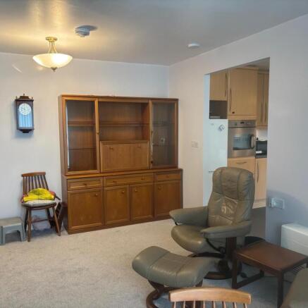 2 bed Apartment for sale Image 6