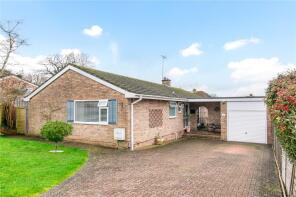 8, Westmead Drive, Newbury RG14 7DJ