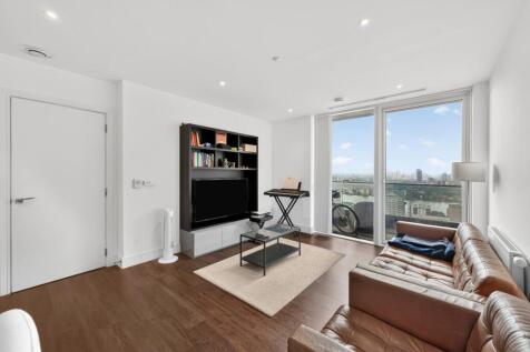 Maine Tower,
9 Harbour Way, E14