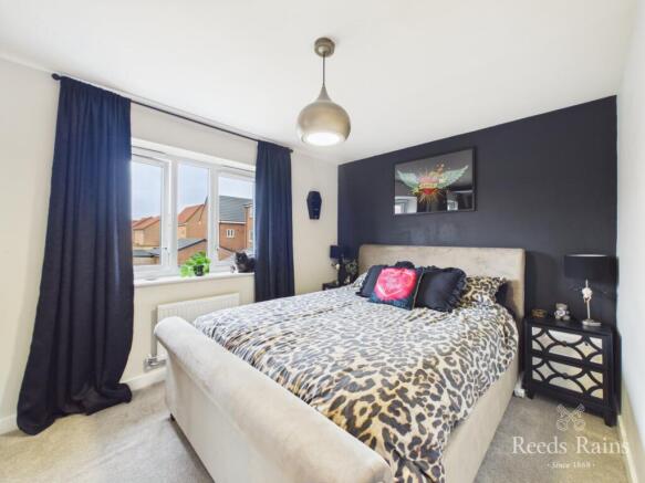 2 bed Semi-Detached for sale Image 5