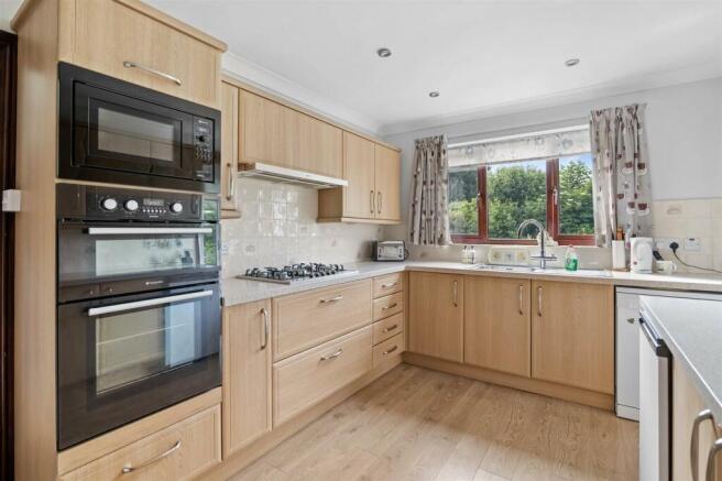 4 Manor Court - Kitchen (brochure).jpg