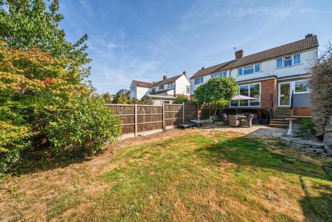 Coombfield Drive, Dartford, DA2 photo 4