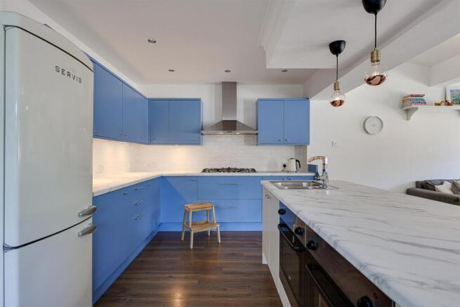 3 bed Detached for sale Image 10