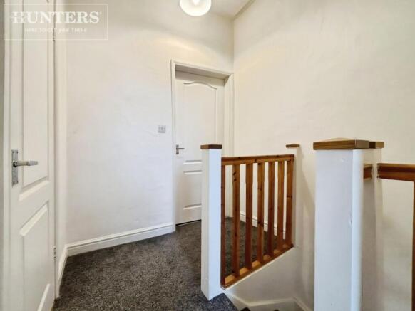 2 bed House for sale Image 8