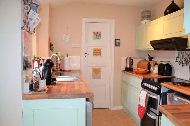 Photo 11