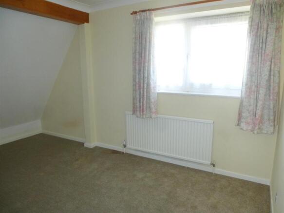 Bed3.JPG