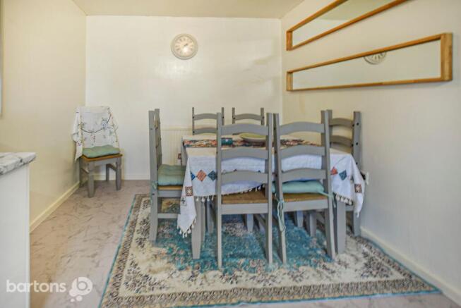 3 bed House for sale Image 7