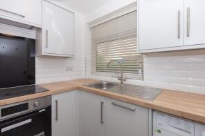 82, Butler Close, Oxford OX2 6JQ