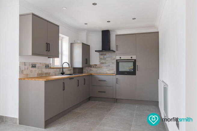 2 bed Flat to rent Image 4