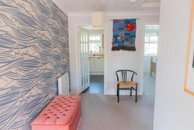 2 bed Detached Bungalow for sale Image 9