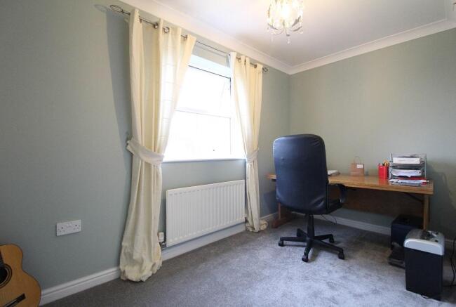 Sixth Bedroom