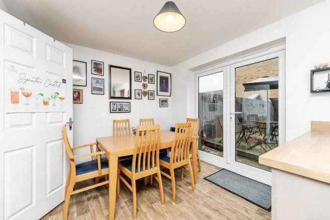 3 bed Detached for sale Image 6