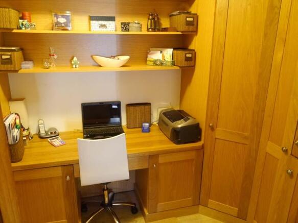 Photo 9