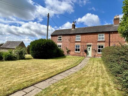 Moreton Bank Cottages, Moreton, Newport