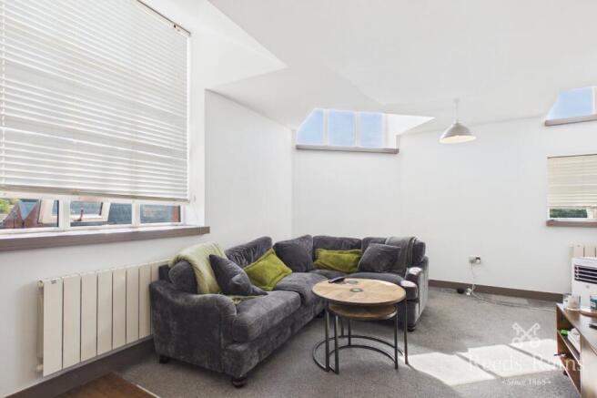 Kitchen/Living Area