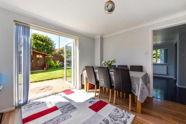 Dining Area into Garden.jpg