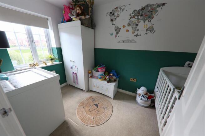 3 bed Semi-Detached for sale Image 12