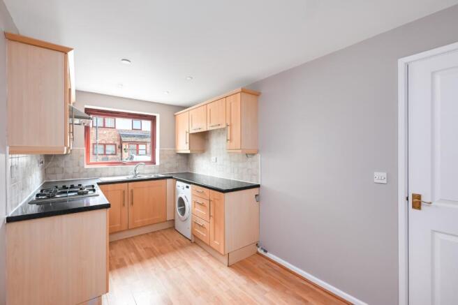 3 bed Terraced for sale Image 3