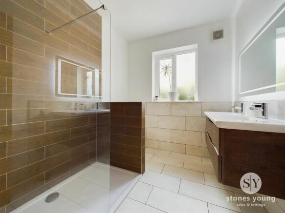 Ground Floor Bathroom