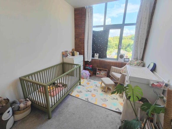 2 bed Apartment for sale Image 10