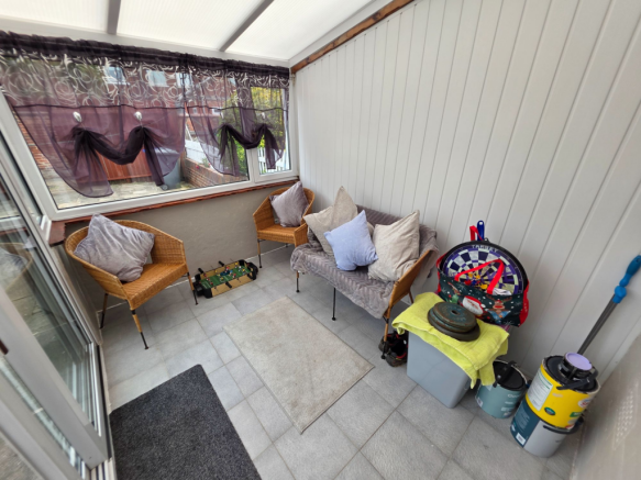 2 bed Terraced for sale Image 7