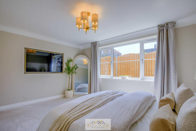 3 bed Detached Bungalow for sale Image 11