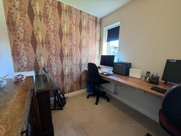 Photo 10