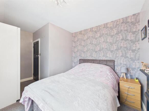 2 bed Semi-Detached for sale Image 7