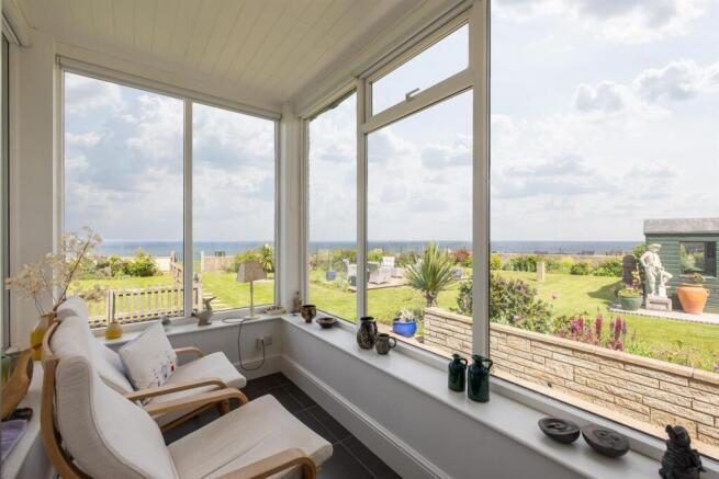 4 bed House for sale Image 4