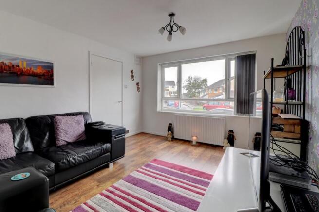Sitting room 2.jpg
