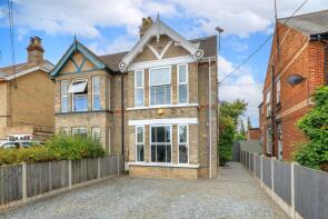 41, Beccles Road, Lowestoft NR33 8QT