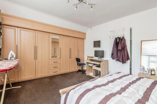 3 bed Detached for sale Image 10